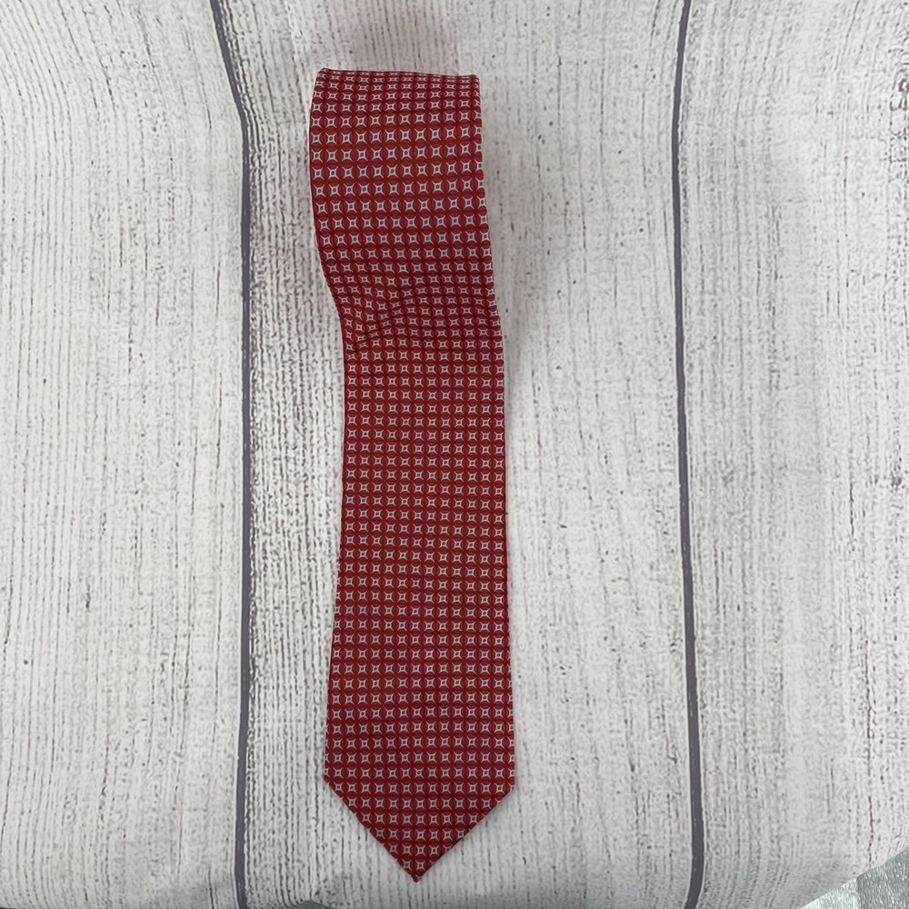 Cape Cod Tie Mens Necktie Geometric 100% Silk Red Blue White Classic Career